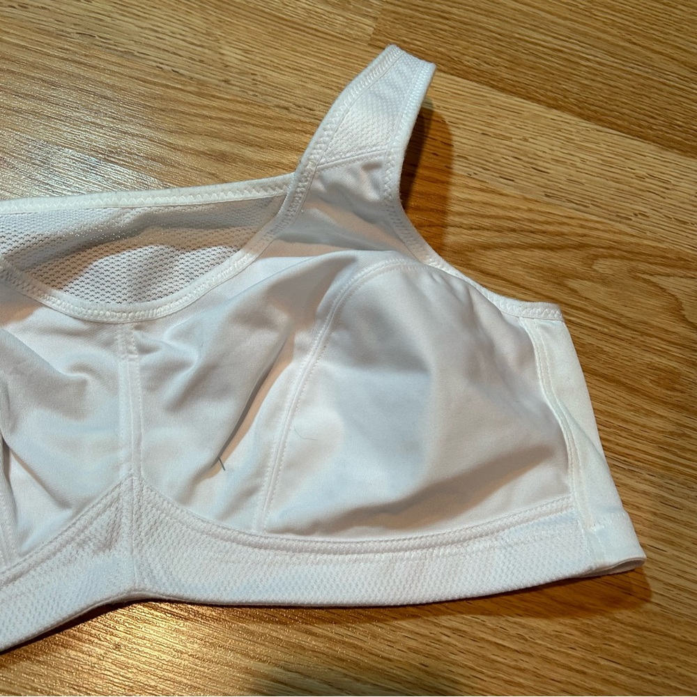 Glamorise 1066 No-bounce Camisole Sports Bra Wirefree 44B - Picture 3 of 6
